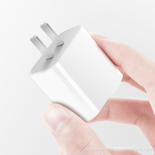 High Quality Universal Travel Charging Adapter Wall Charger 20W Fast Charging Wall Charger